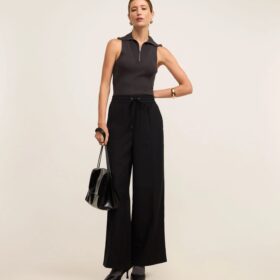 Calça Reta em Alfaiataria com Cós Elástico e Amarração Preto